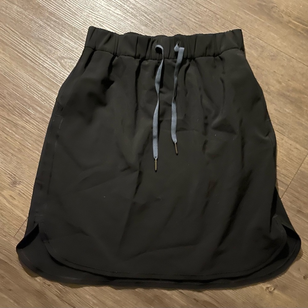 Lululemon Women’s Skirt